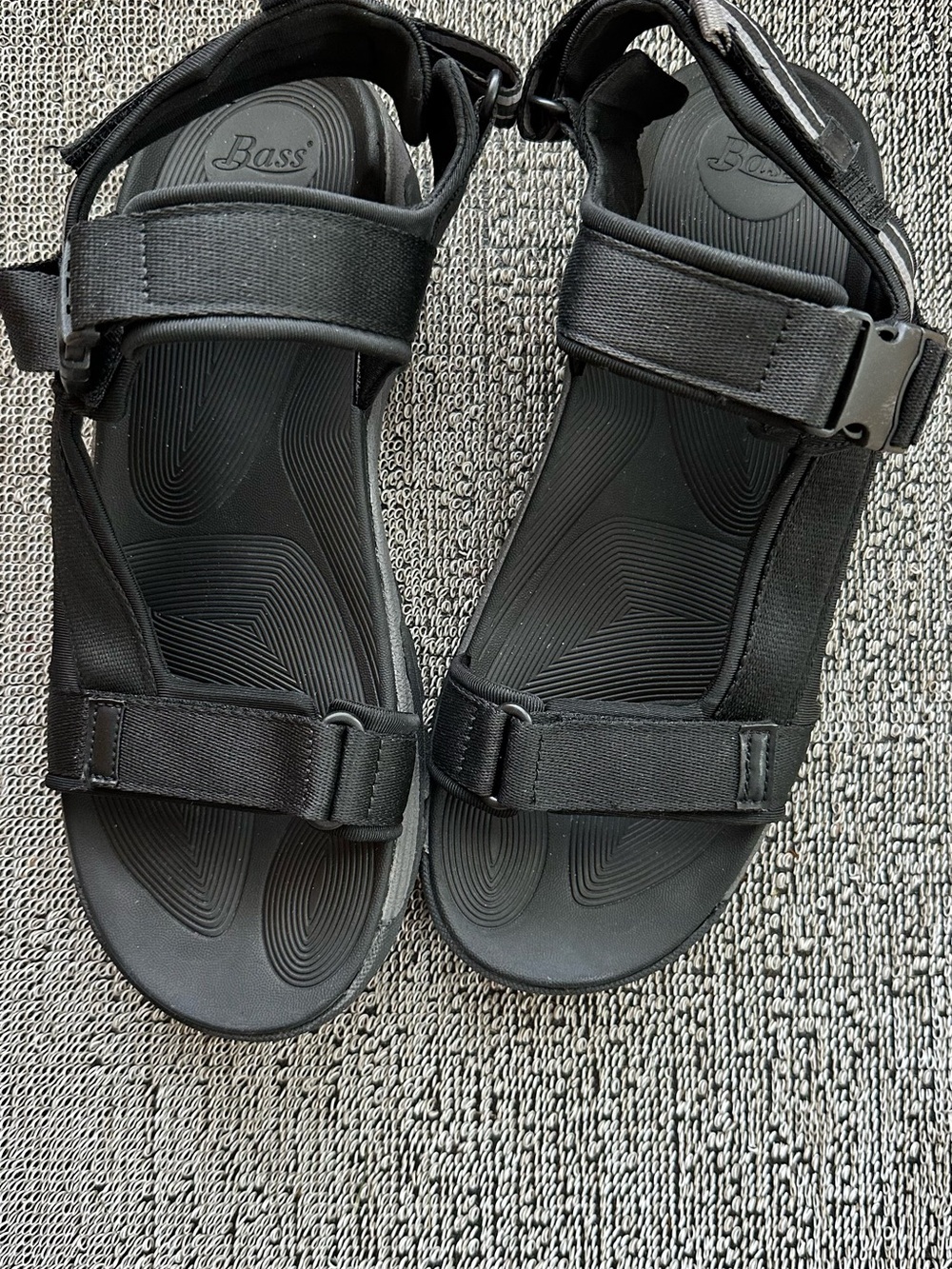 Bass Black Textured Footbed Sandal
